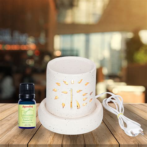 Electric Diffuser in Cream & Black Dots with Lemongrass Oil – Sugandhim