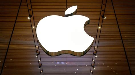 Apple removes gambling app ads placed next to kids' gaming section ...