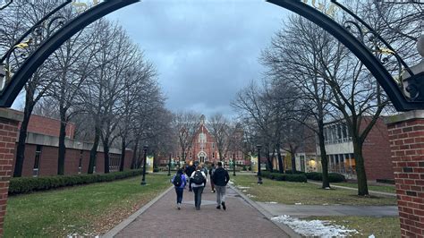 St. Norbert recommends new faculty cuts, tenured faculty affected