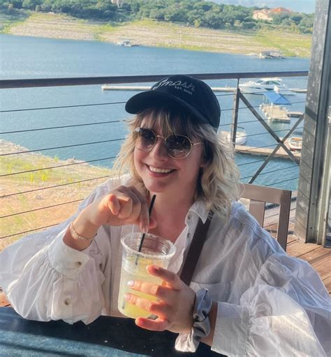 Emily Rose | Birthday Month Dump Shoutout to my fellow Aquariusus? Aquari? What are plural nouns ...