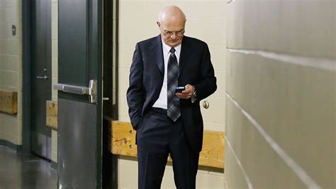 NHL - Toronto Maple Leafs go off script with Lou Lamoriello hiring - ESPN