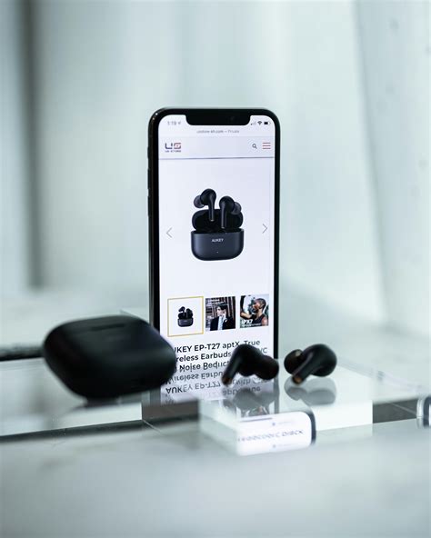 Mobile Phone White Background 的图像结果