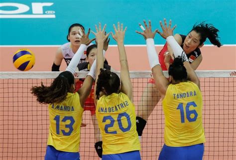 中国女排3比0击败捷克队 10月1日晚将迎战巴西__财经头条