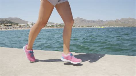 Loose Women Running 的图像结果