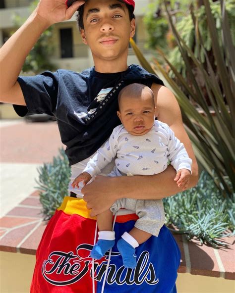 Who is Beyoncé’s low-key nephew, Daniel Julez J. Smith Jr? Solange Knowles’ 18-year-old son ...