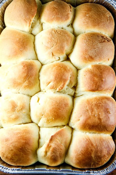 Buttery Dinner Rolls in the Bread Machine - MomAdvice