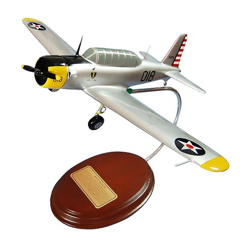 Mastercraft Collection Vultee BT-13 Valiant Model Scale:1/41 : Amazon ...