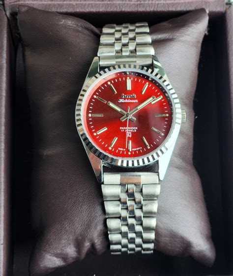 Vintage MOD HMT Kohinoor Hand Winding 17 Jewels Red Face Fluted Bezel ...