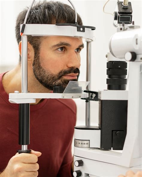 Common Eye Myths Debunked: Separating Fact from Fiction