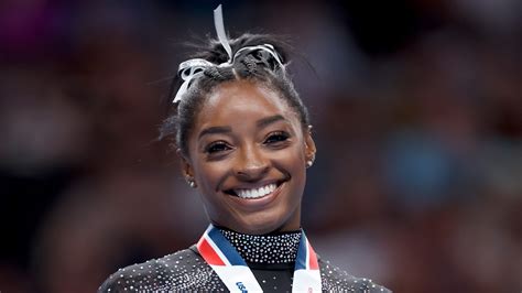 Simone Biles Got a Rare Standing Ovation for Her Floor Routine at the U ...