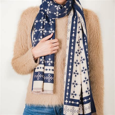 Ethnic Super Soft Cozy Scarf Online - Premium Scarf | Nestasia