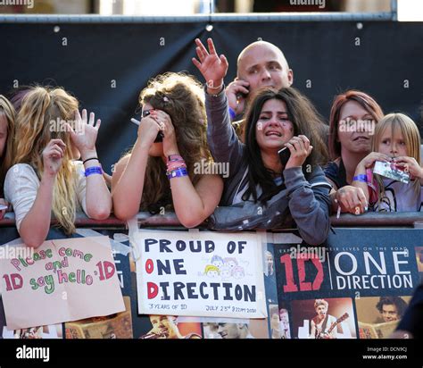 Image result for One Direction Fans Screaming