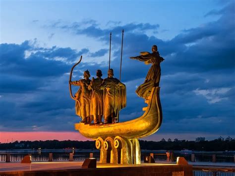Экскурсии по Киеву - ТОП 5 самых интересных - Киев - интересные места ...