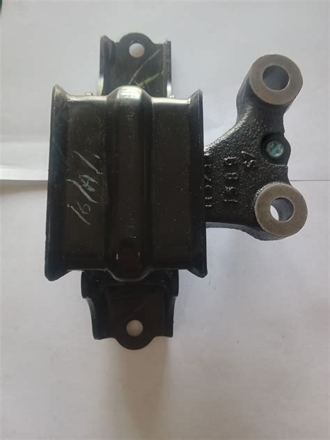 Toyota Etios Petrol - Engine Mounting RH Side - 12305-0Y031 - Toyota G ...