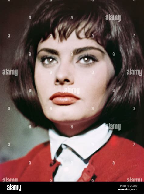 Italian actress 1960s hi-res stock photography and images - Alamy