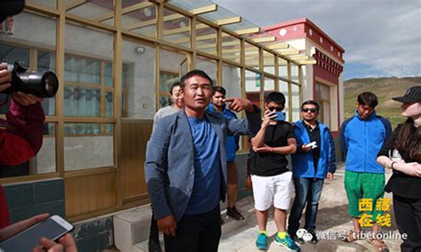 清华大学留学生走进藏族牧民人家--青海省新闻办