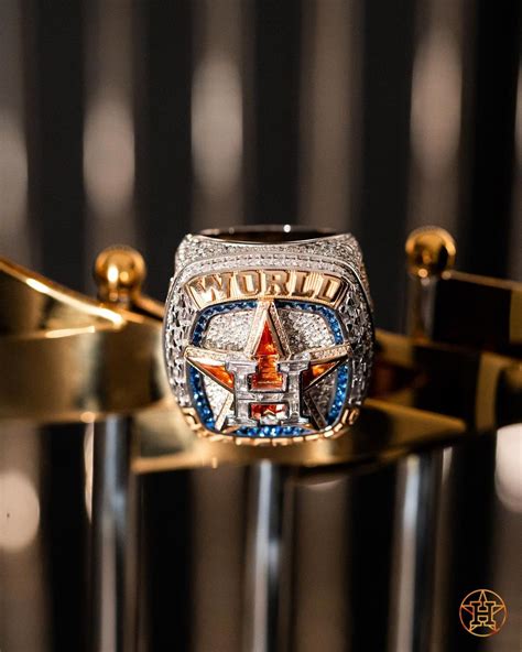 An Inside Look At the Houston Astros' World Series Championship Ring ...