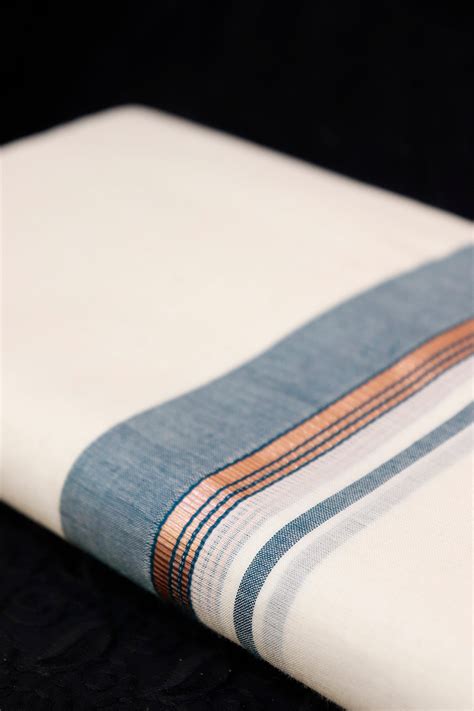 KERALA MUNDU / DHOTHI – Byhand