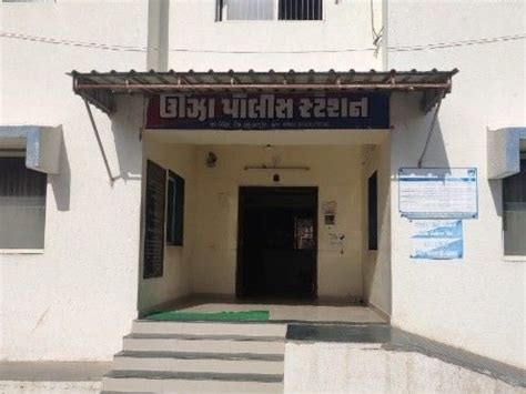 A 19-year-old youth who went to get a bottle of water was hit by a ...