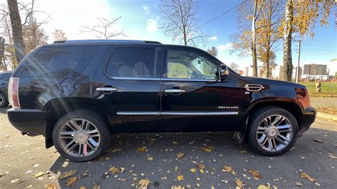 Cadillac Escalade (3G) 6.2 бензиновый 2010 | на DRIVE2