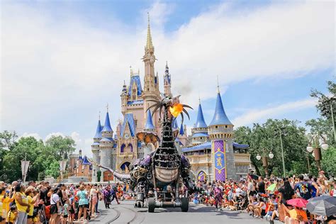 Festival Of Fantasy Parade Logo