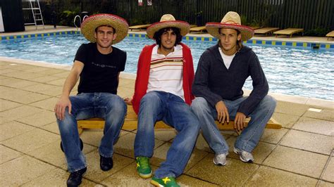 Spanish Swans | The Three Amigos | Swansea
