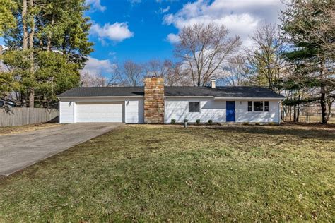 810 Chelsea Drive, Carlisle, OH 45005 | Sibcy Cline