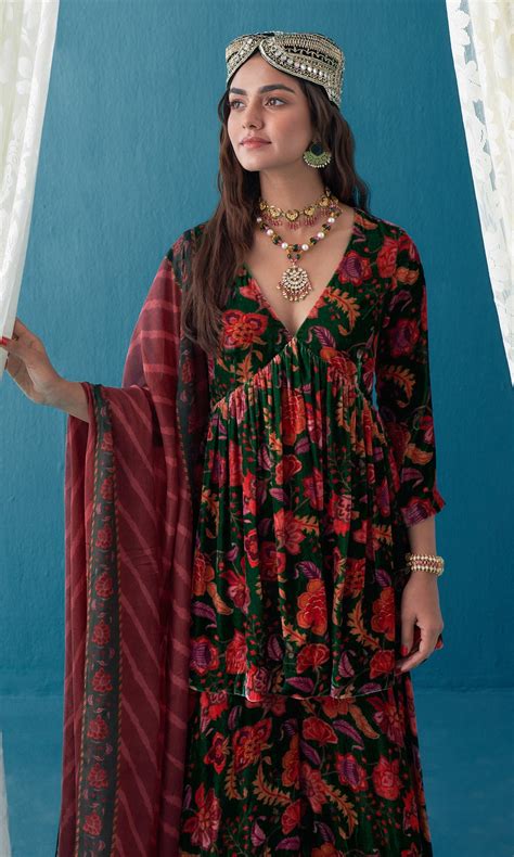 SHARARA SETS – Page 3 – Ridhiiee Suuri