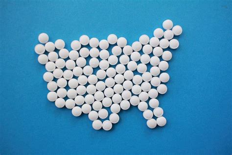 Aspirin vs Tylenol: Difference and Comparison