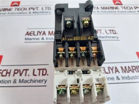 Fuji Electric Sh04Aa Relay With F07666034G Auxiliary Contact Block 200 ...