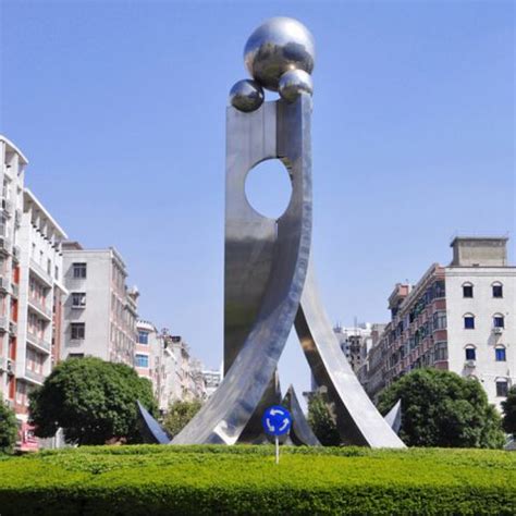 南京溧水万达广场卡通雕塑项目-不锈钢雕塑-无锡云物雕塑艺术工程有限公司