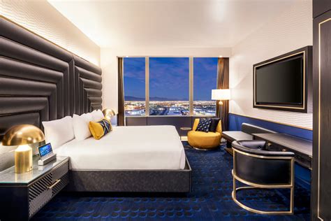 Las Vegas Rooms & Suites | Circa Resort & Casino Las Vegas