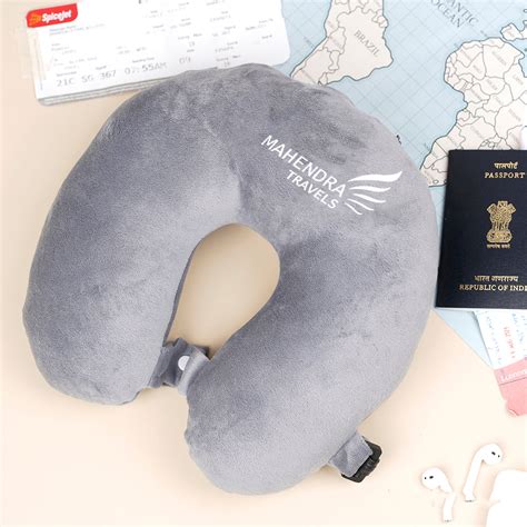 Neck Pillows – The Art Bar