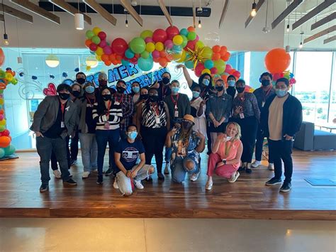 VXI Global Solutions Office Photos | Glassdoor