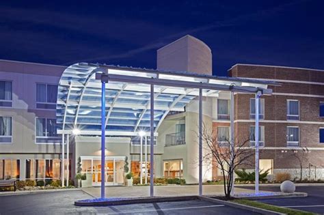 HOLIDAY INN EXPRESS INDIANAPOLIS - FISHERS BY IHG - Hotel Reviews ...
