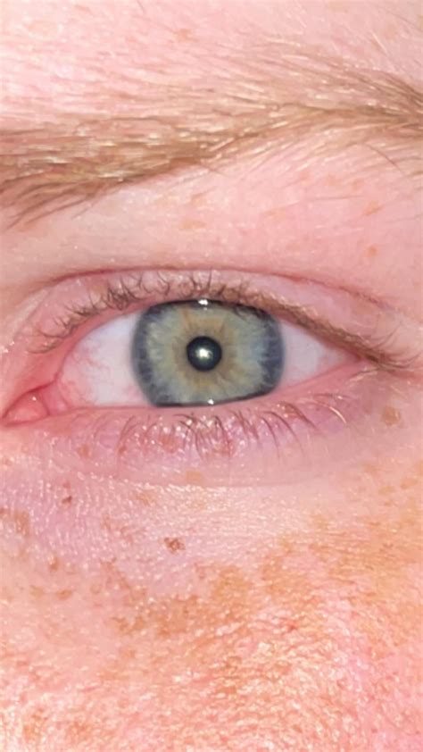 Can anyone help me figure out my eye color? : r/eyes