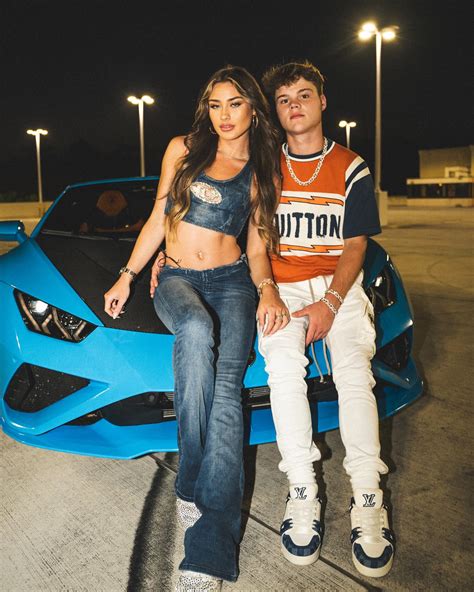 Mckinley Richardson Bio, Age, Height, Career, Family & Net Worth ...