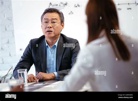 Old Business People 的图像结果