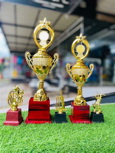 Cricket Individual Awardsrts – Page 2 – SMASH TROPHIES