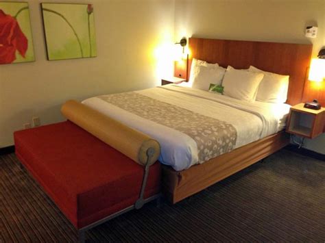 TRAVELODGE BY WYNDHAM COLUMBUS STATE UNIVERSITY - Hotel Reviews, Photos ...