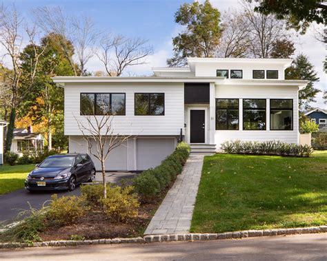 Split-Level House Renovations | Gary Rosard Achitect