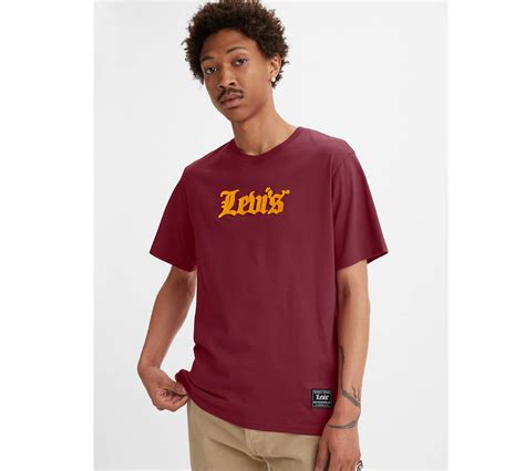 Relaxed Fit Short Sleeve T-shirt - Red | Levi's® US