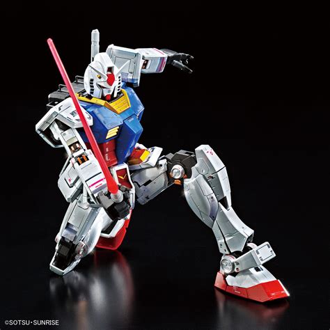 MG 1/100 THE GUNDAM BASE LIMITED RX-78-2 GUNDAM Ver.3.0 [TITANIUM ...