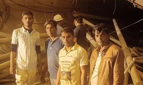 Tunnel Collapse: ఆ 8 మందిని చేరేందుకు.. దారి కనిపెడుతున్న ర్యాట్‌ హోల్ ...