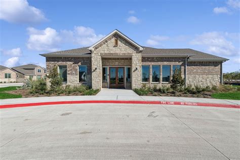 Residents | Cottages at Lindsey Place | Anna TX