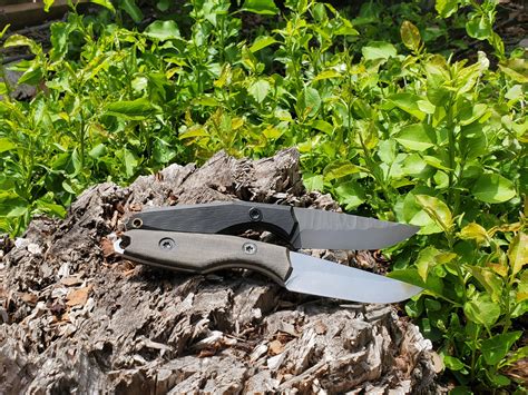 Two little lightweight EDC knives I finished today. Happy 4th my fellow ...