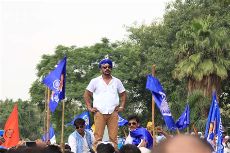 फोटो में आंदोलन- रविदास मंदिर गिराए जाने के खिलाफ दिल्ली में रैली | The ...