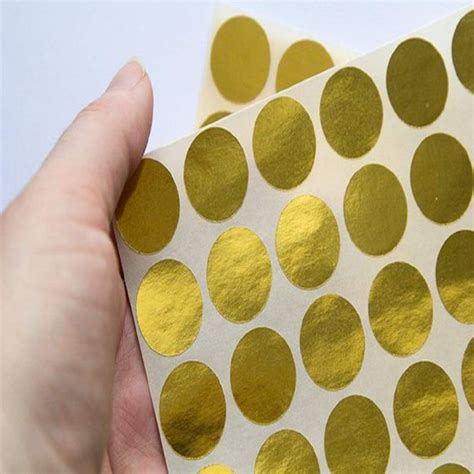 AccuPrints Gold Stickers 2.5 cm - Perfect for Envelope Closure in Invi ...