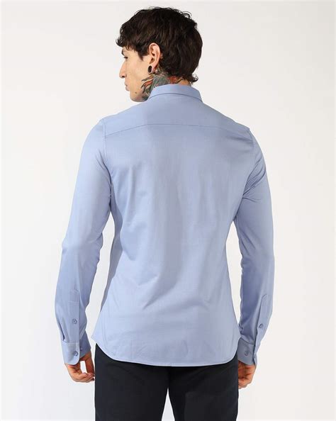 Long Sleeve Slim fit Curved Hem Shirt