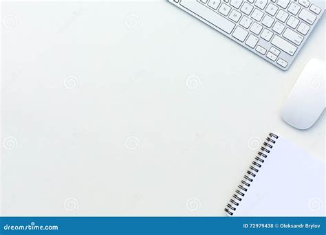 Computer Table Top View 的图像结果